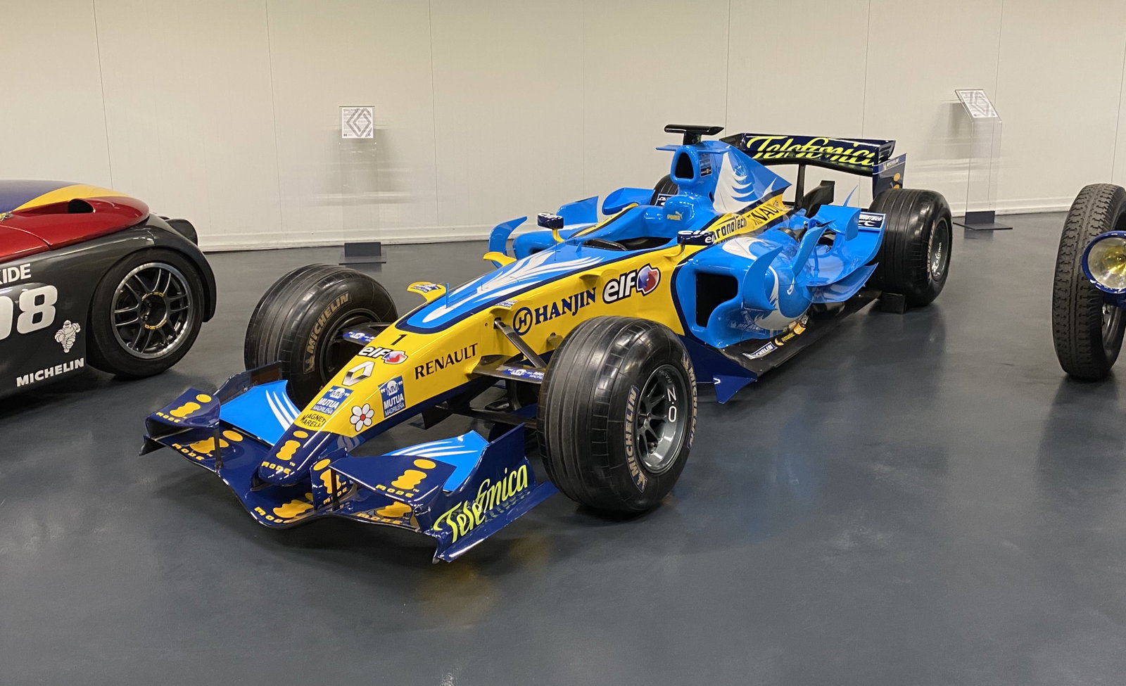 Renault R26